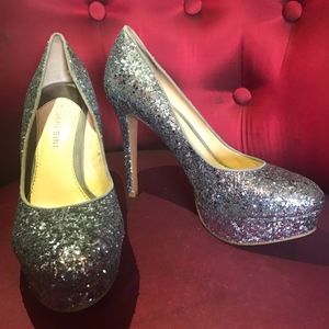 Gianni Bini blue glitter heels
